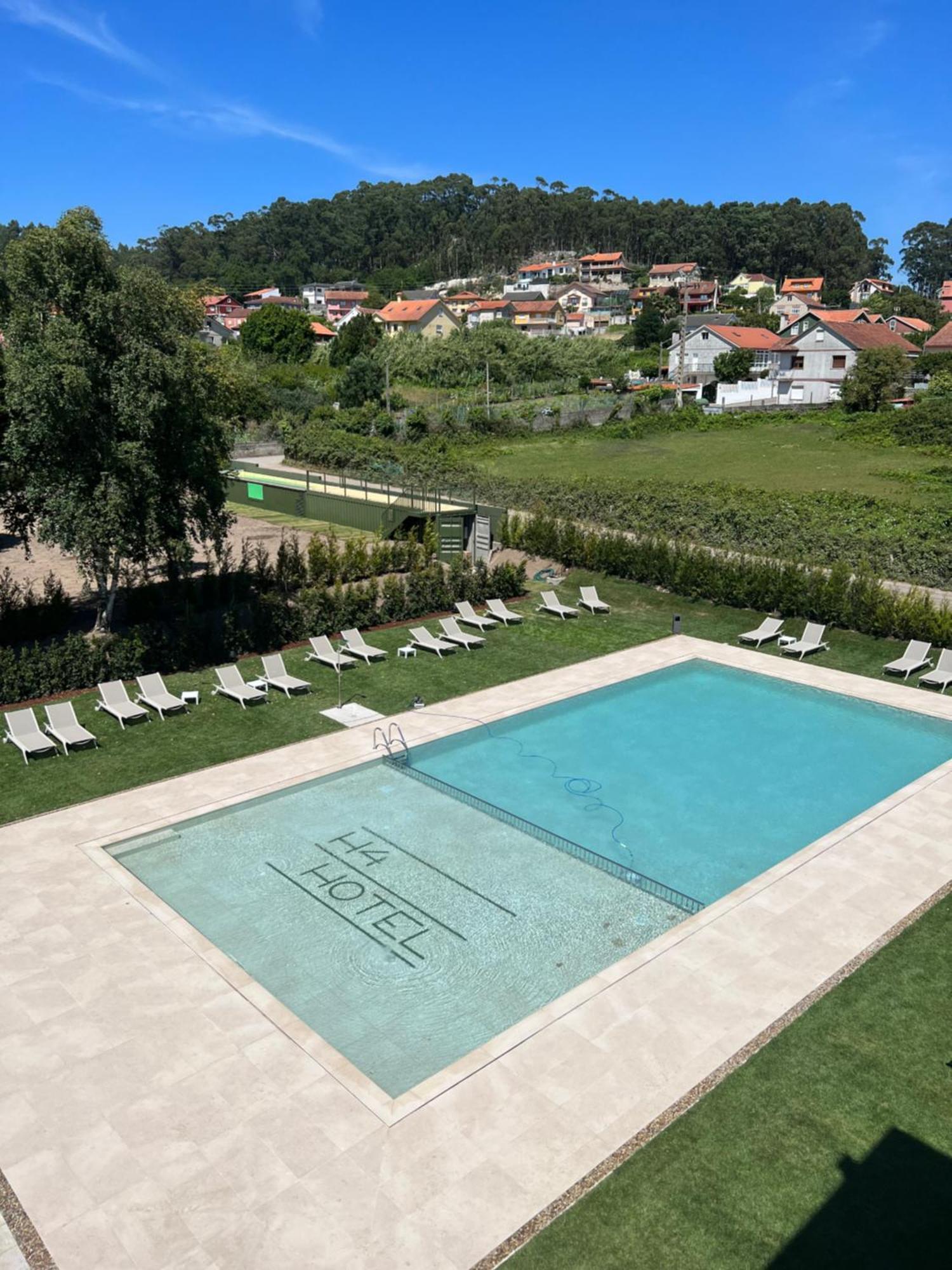 Hotel H4 Cangas 3 Superior Exteriör bild